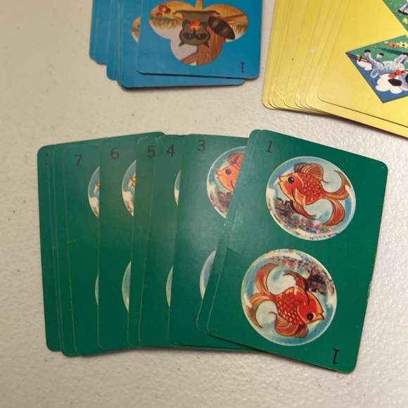 Vintage Hearts Card Game - Picture 7 of 11